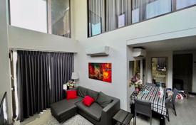 Wohnung – Phra Khanong, Bangkok, Thailand. $240 000