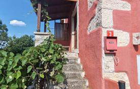 3-zimmer haus in der stadt 108 m² in Motovun, Kroatien. 195 000 €