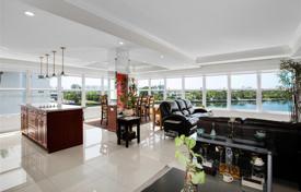 Eigentumswohnung – Bay Harbor Islands, Florida, Vereinigte Staaten. $849 000