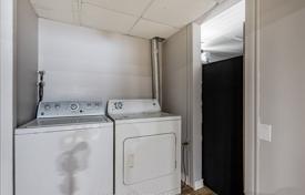 11-zimmer haus in der stadt in Scarborough, Kanada. C$1 480 000