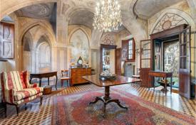 17-zimmer villa in Turin, Italien. Price on request