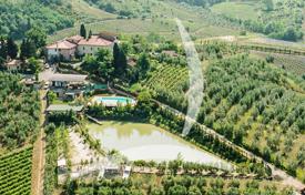 Villa – Florenz, Toskana, Italien. 2 000 000 €