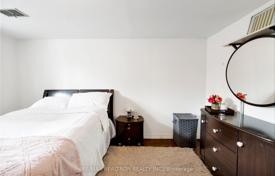 10-zimmer haus in der stadt in Scarborough, Kanada. C$1 404 000