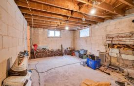 6-zimmer haus in der stadt in Scarborough, Kanada. C$1 447 000