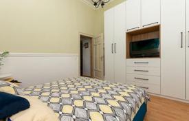 2-zimmer wohnung 75 m² in Omis, Kroatien. 295 000 €