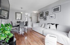 8-zimmer haus in der stadt in North York, Kanada. C$1 632 000