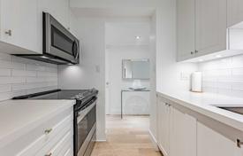 2-zimmer wohnung in Bay Street, Kanada. C$963 000