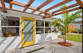 Haus in der Stadt – Fort Lauderdale, Florida, Vereinigte Staaten. $615 000