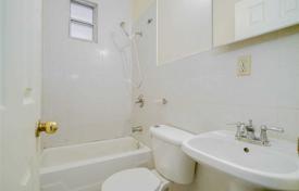 7-zimmer haus in der stadt in Old Toronto, Kanada. C$2 073 000
