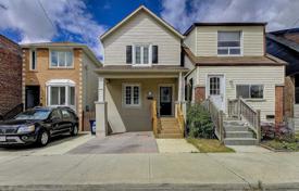 Haus in der Stadt – Woodbine Avenue, Toronto, Ontario,  Kanada. C$1 207 000