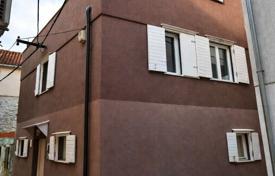 4-zimmer haus in der stadt 90 m² in Vodice, Kroatien. 215 000 €