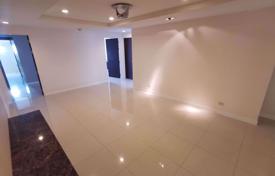 5-zimmer penthaus in Khlong Toei, Thailand. $3 700  pro Woche