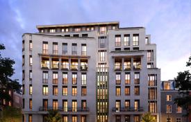 New residential complex with apartments in London, Vereinigtes Königreich. ab £2 493 000