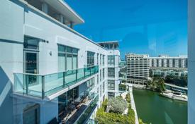 Eigentumswohnung – Miami Beach, Florida, Vereinigte Staaten. 1 856 000 €