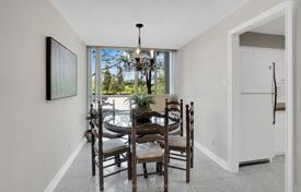 9-zimmer wohnung in Etobicoke, Kanada. C$841 000