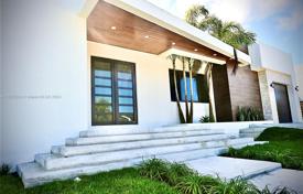 4-zimmer haus in der stadt 191 m² in Miami, Vereinigte Staaten. $945 000