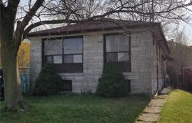 4-zimmer haus in der stadt in Scarborough, Kanada. C$1 310 000