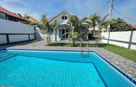 Einfamilienhaus – Pattaya, Chonburi, Thailand. 131 000 €
