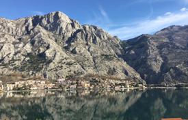 3-zimmer einfamilienhaus 330 m² in Kotor city, Montenegro. 595 000 €