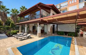 6-zimmer villa 300 m² in Alanya, Türkei. 47 199 000 TRY