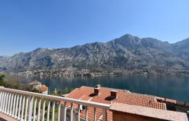 Haus in der Stadt – Muo, Kotor, Montenegro. 500 000 €