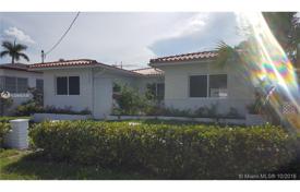 Einfamilienhaus – Surfside, Florida, Vereinigte Staaten. $892 000