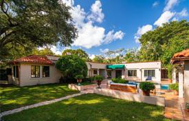 Haus in der Stadt – Coral Gables, Florida, Vereinigte Staaten. $3 999 000