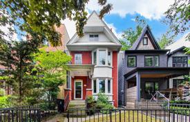 Haus in der Stadt – Old Toronto, Toronto, Ontario,  Kanada. C$1 949 000