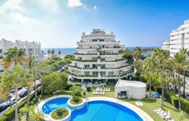 4-zimmer wohnung 332 m² in Marbella, Spanien. 2 495 000 €