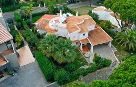 3-zimmer einfamilienhaus 170 m² in Quarteira, Portugal. 1 417 000 €