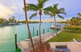 Wohnung – Miami, Florida, Vereinigte Staaten. $5 200  pro Woche