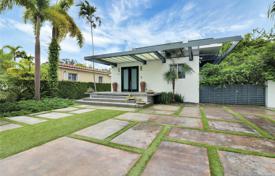 Einfamilienhaus – Miami, Florida, Vereinigte Staaten. 1 110 000 €