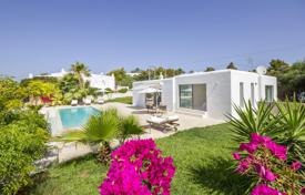 Villa – Ibiza, Balearen, Spanien. 6 000 €  pro Woche