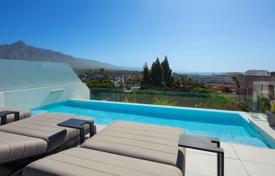 Villa – Nueva Andalucia, Marbella, Andalusien,  Spanien. 4 495 000 €