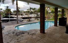 Villa – North Miami, Florida, Vereinigte Staaten. $1 449 000