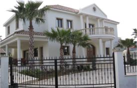5-zimmer einfamilienhaus 850 m² in Nicosia, Zypern. 1 100 000 €