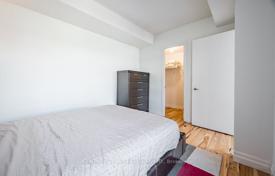 4-zimmer wohnung in Queens Quay West, Kanada. C$861 000