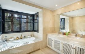 10-zimmer villa 373 m² in Benahavis, Spanien. 2 950 000 €