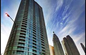 2-zimmer wohnung in Lake Shore Boulevard West, Kanada. C$882 000