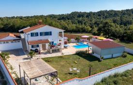 6-zimmer haus in der stadt 200 m² in Žminj, Kroatien. 395 000 €