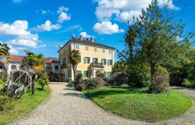 6-zimmer villa in Turin, Italien. 730 000 €