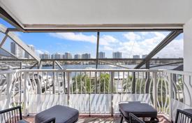 Eigentumswohnung – Yacht Club Drive, Aventura, Florida,  Vereinigte Staaten. $1 035 000