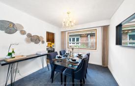 8-zimmer haus in der stadt in Scarborough, Kanada. C$1 286 000