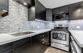 9-zimmer haus in der stadt in York, Kanada. C$1 485 000