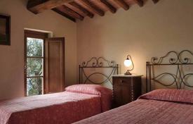 8-zimmer villa 500 m² in Pescaglia, Italien. 725 000 €