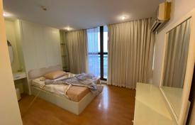 2-zimmer appartements in eigentumswohnungen in Watthana, Thailand. $238 000