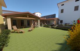 4-zimmer haus in der stadt 165 m² in Toscolano Maderno, Italien. 620 000 €