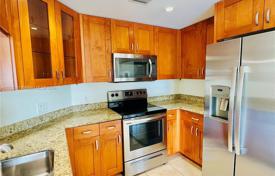 Eigentumswohnung – Coral Gables, Florida, Vereinigte Staaten. $665 000
