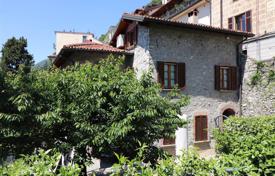 Villa – Comer See, Lombardei, Italien. 1 250 000 €