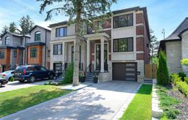 Haus in der Stadt – Etobicoke, Toronto, Ontario,  Kanada. C$2 150 000